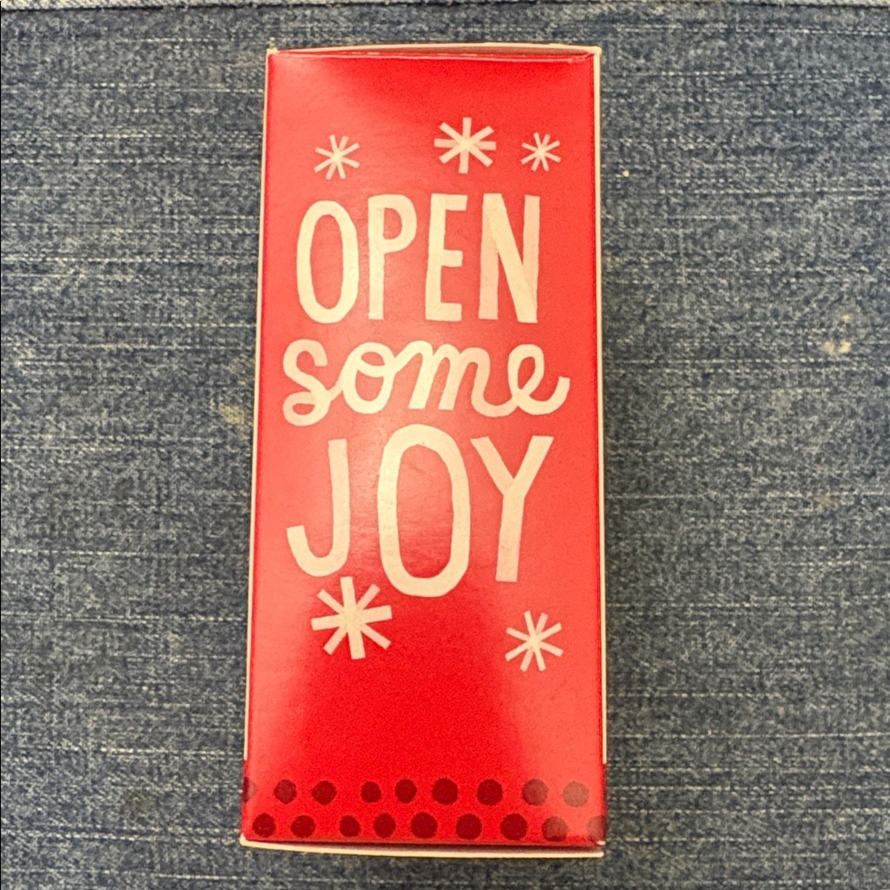 2013 A Spring Surprise Hallmark Keepsake Christmas ornament - Picture 10 of 13